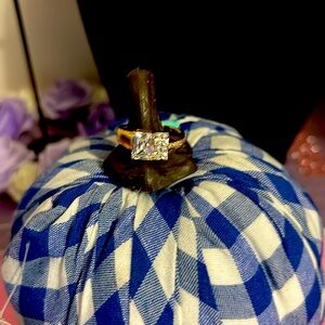 Anillo 18 k gold plated alta calidad